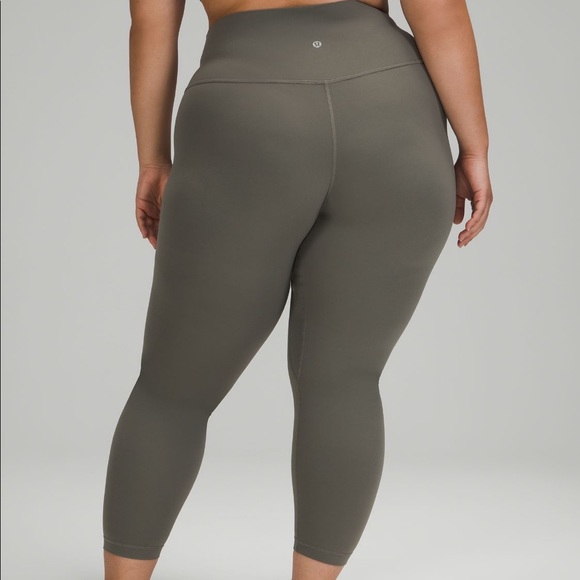 Lululemon GrEY SAGE Align High-Rise 25” - Picture 4 of 5